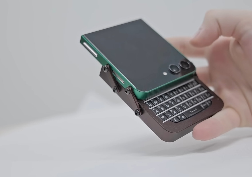 Этот человек собрал собственный Android-смартфон, потому что современные устройства слишком скучные